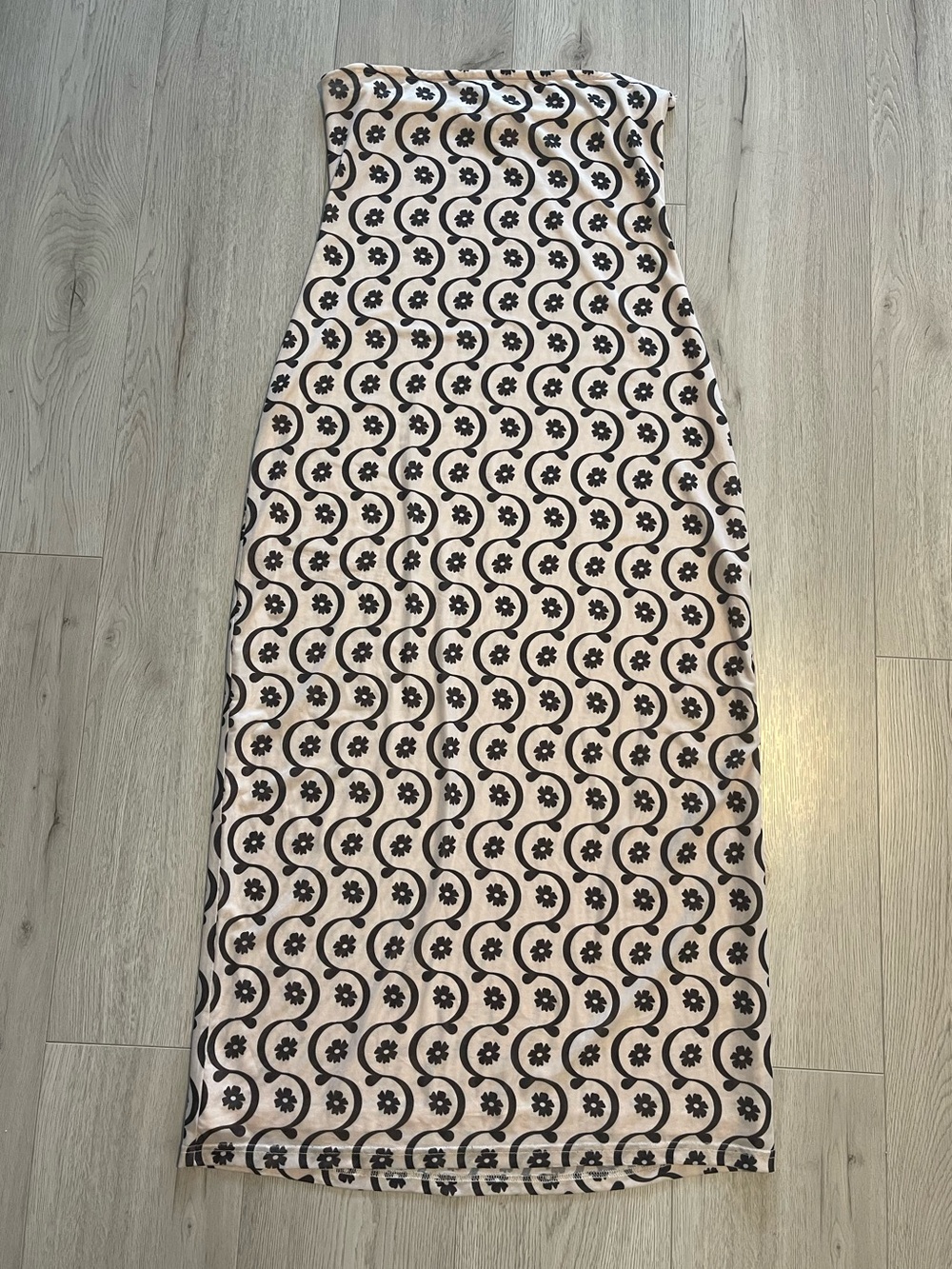 Vrg Grl Strapless Column Maxi Dress - Cream & Black Mesh Floral
